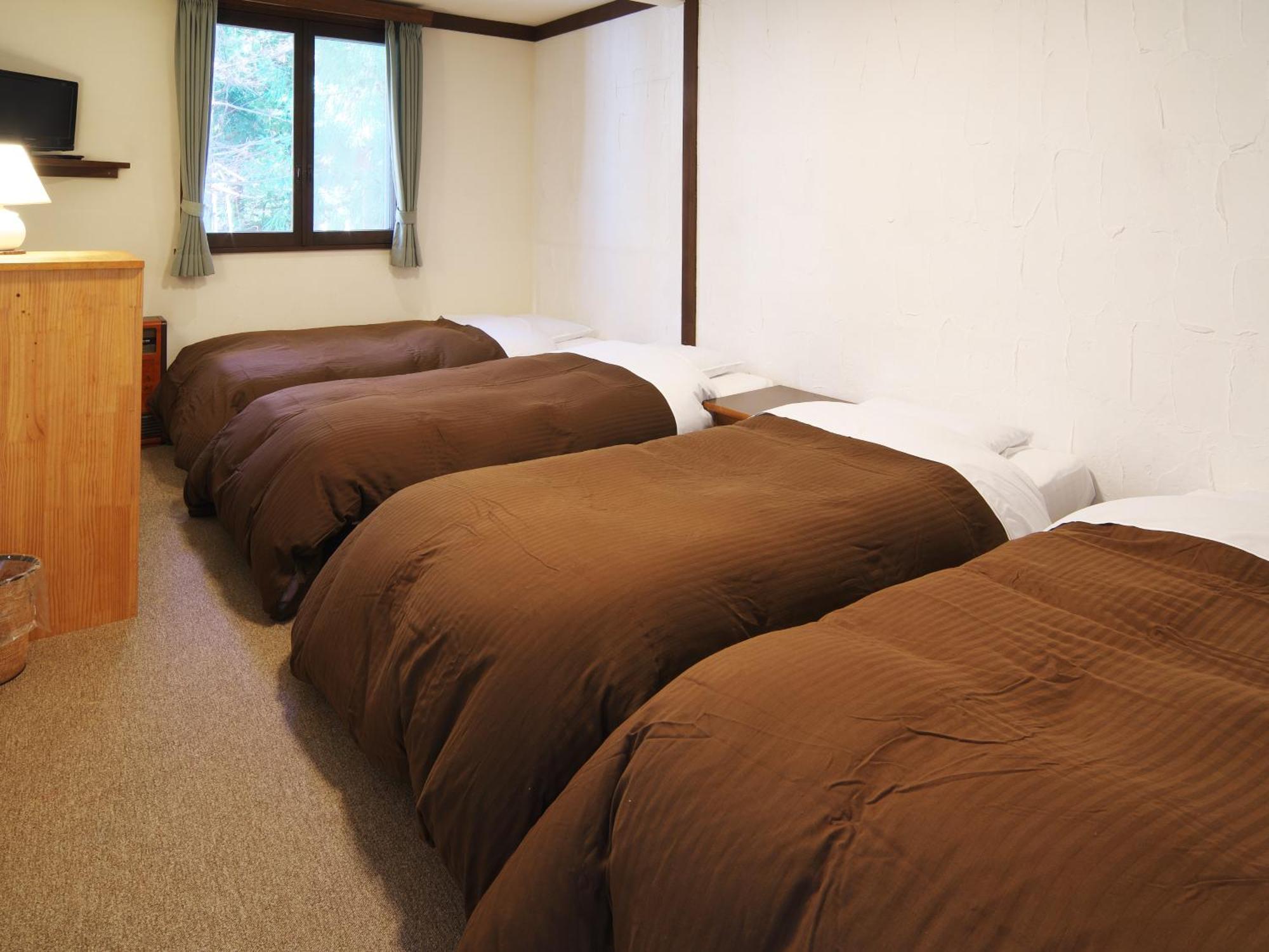 Hakuba Goryu Pension Kurumi Zewnętrze zdjęcie