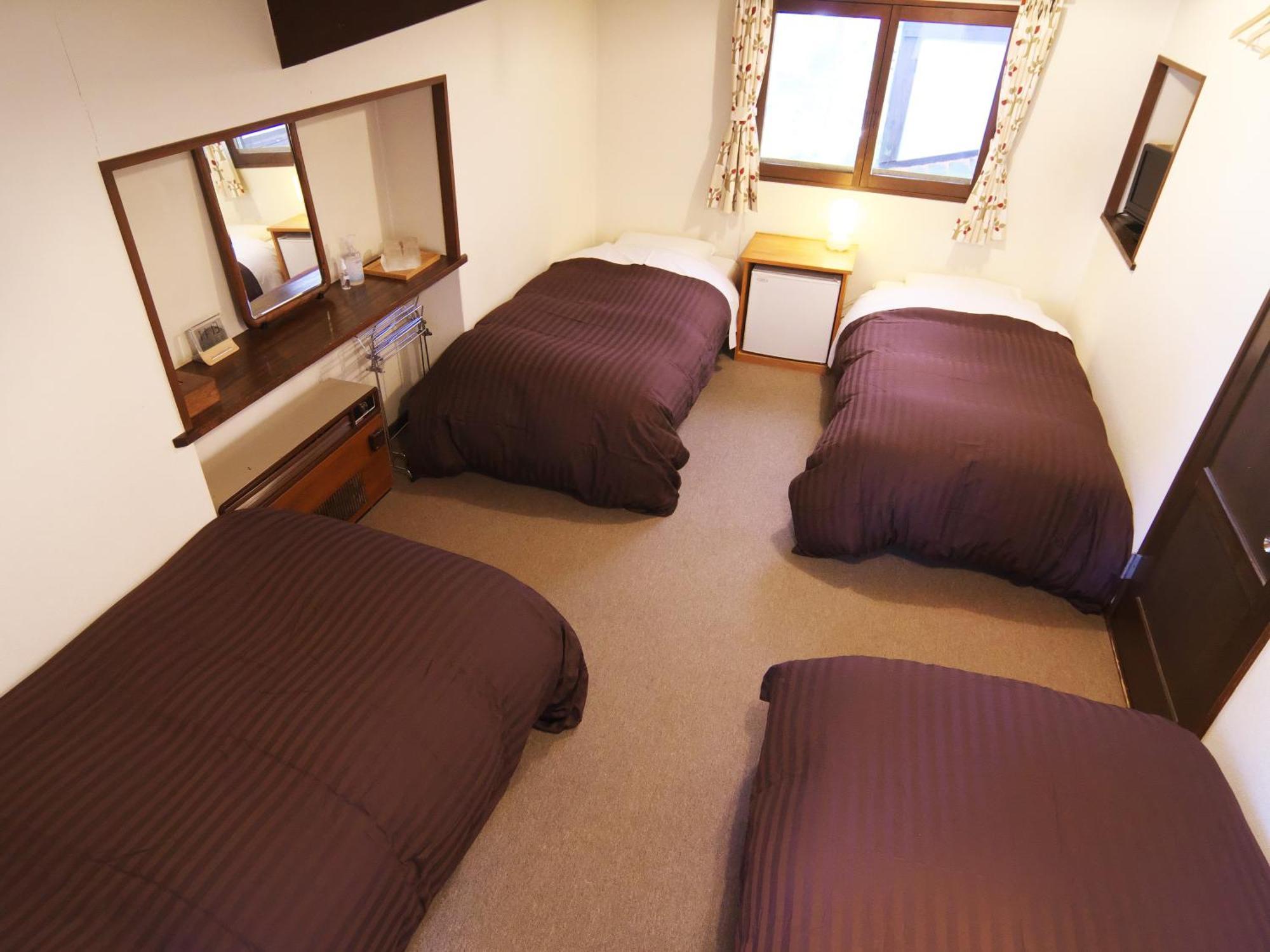Hakuba Goryu Pension Kurumi Zewnętrze zdjęcie